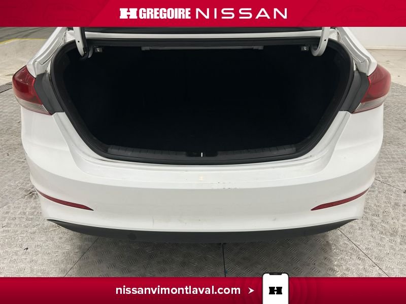 2018 Hyundai Elantra White Saint-Eustache - photo #15