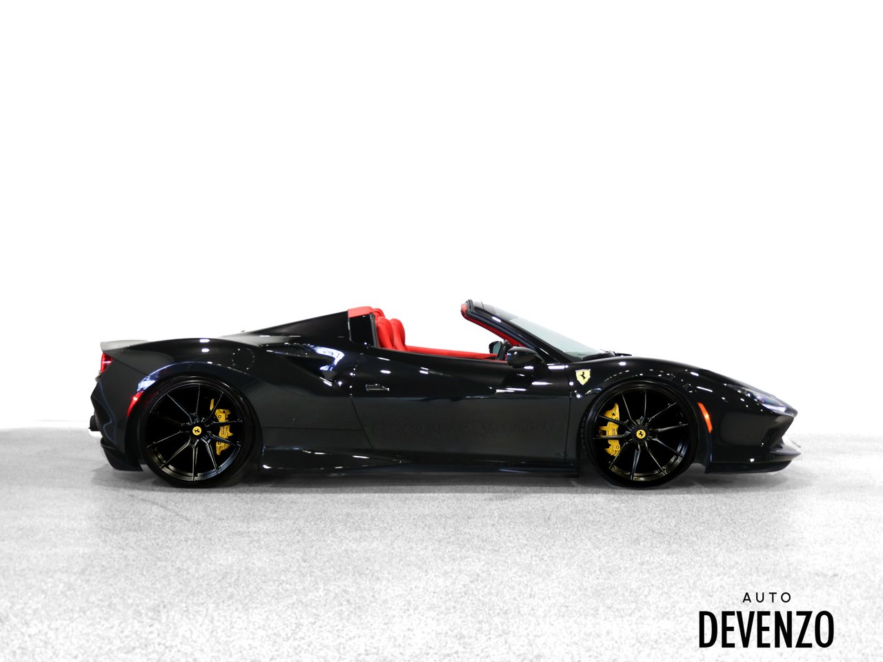 Ferrari F8 Spider 2021 Noir Saint-Eustache - photo #2