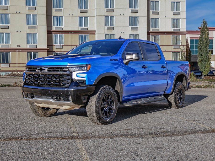 2025 Chevrolet Silverado 1500 ZR2 Dark Appearance Package 3.0L Duramax | Sunroof Blue