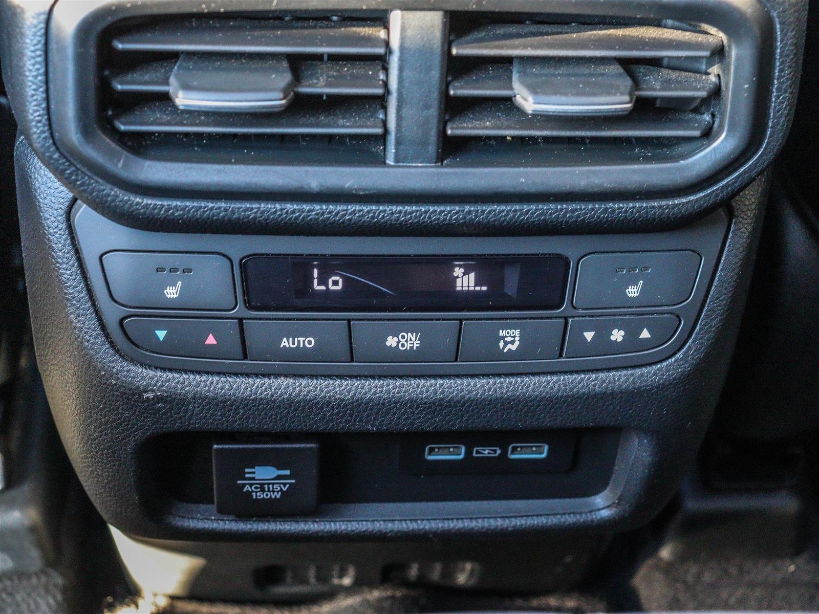 2023 Honda Pilot Touring Ottawa & Gatineau - photo #15