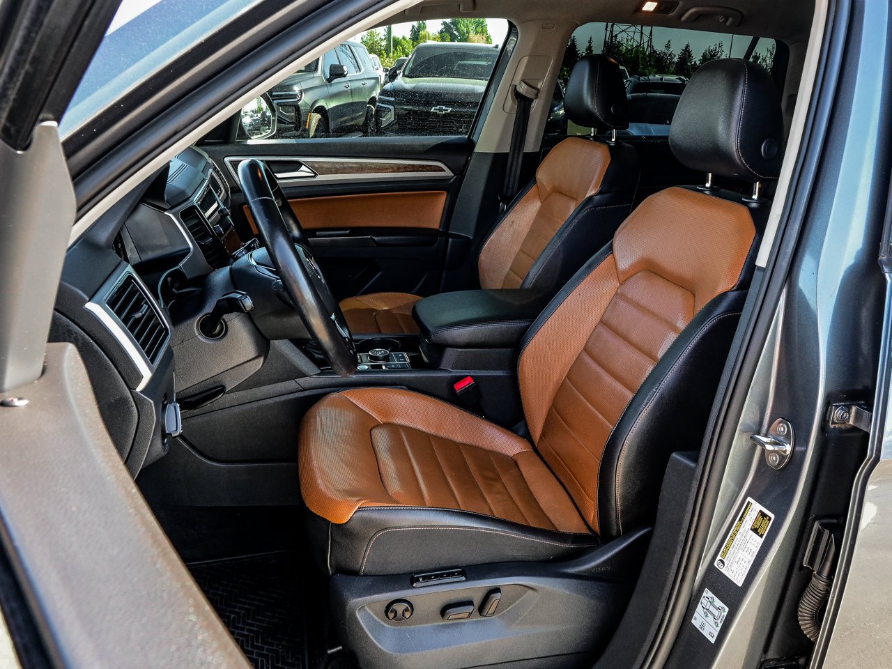 2018 Volkswagen Atlas Execline 3.6 FSI 4MOTION Grey Sherwood Park - photo #16
