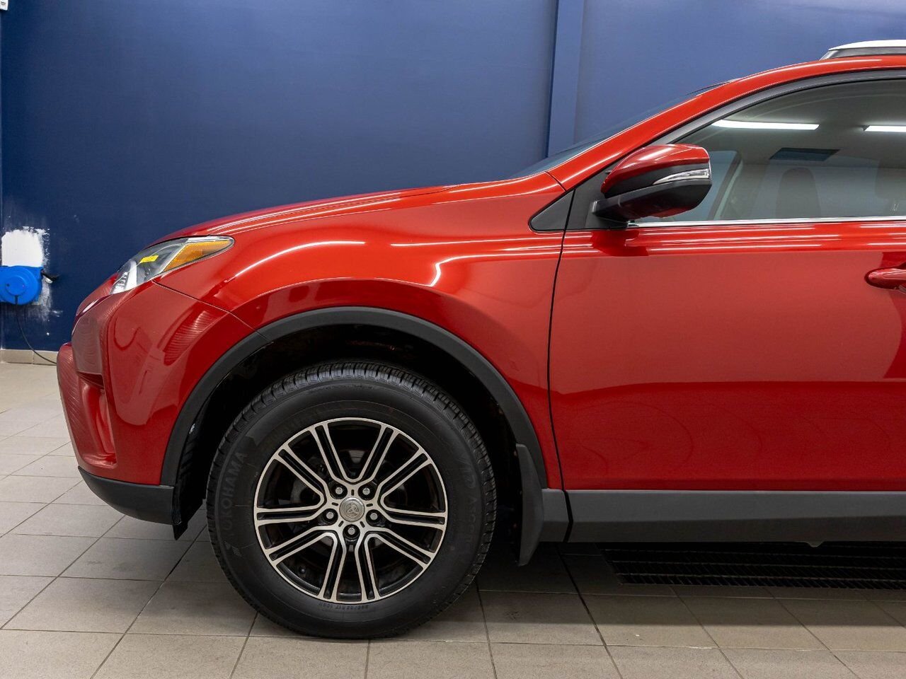 Toyota RAV4 LE *SIÈGES CHAUFF* BLUETOOTH CAMÉRA A/C USB 2016 Rouge Saint-Jérôme - photo #25