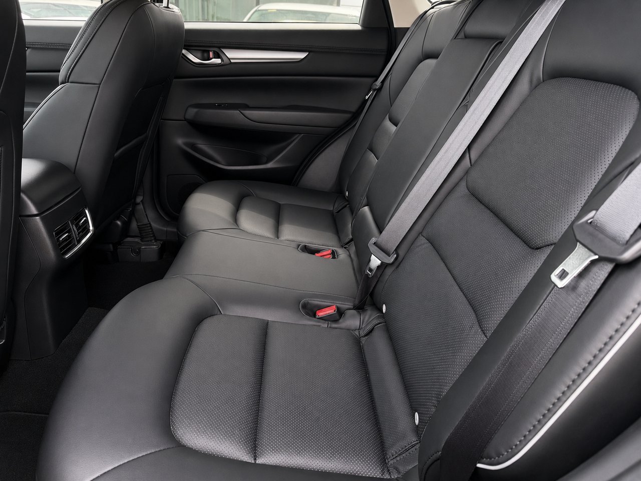 2024 Mazda CX-5 GS Grey Châteauguay - photo #7
