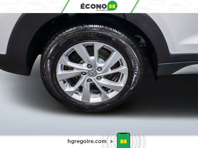 2020 Hyundai Tucson White Laval - photo #9