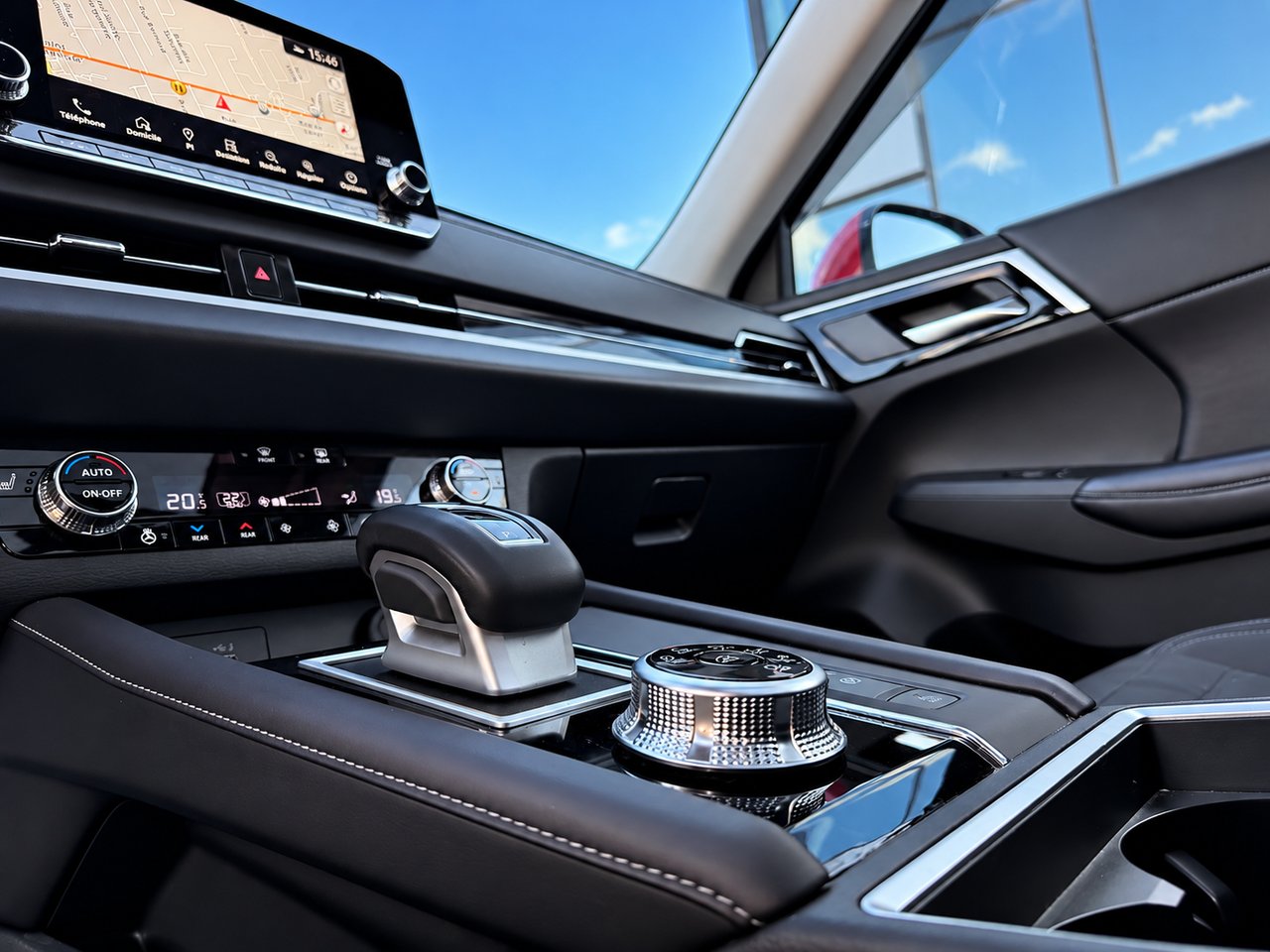 2023 Mitsubishi Outlander SE S-AWC Red Châteauguay - photo #10
