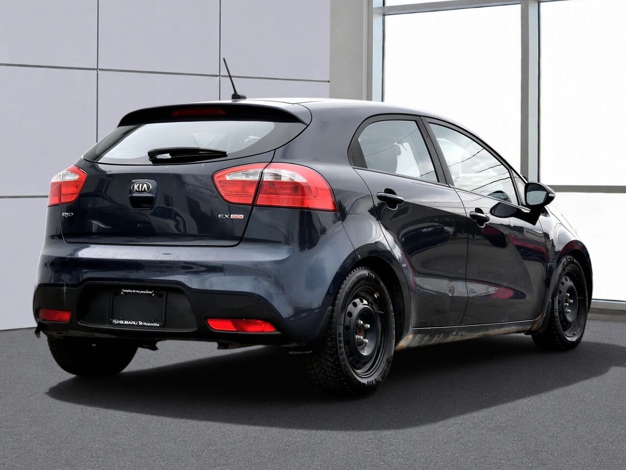 2013 Kia Rio Hayon 5 portes, boîte automatique EX Black Saint-Hyacinthe - photo #5