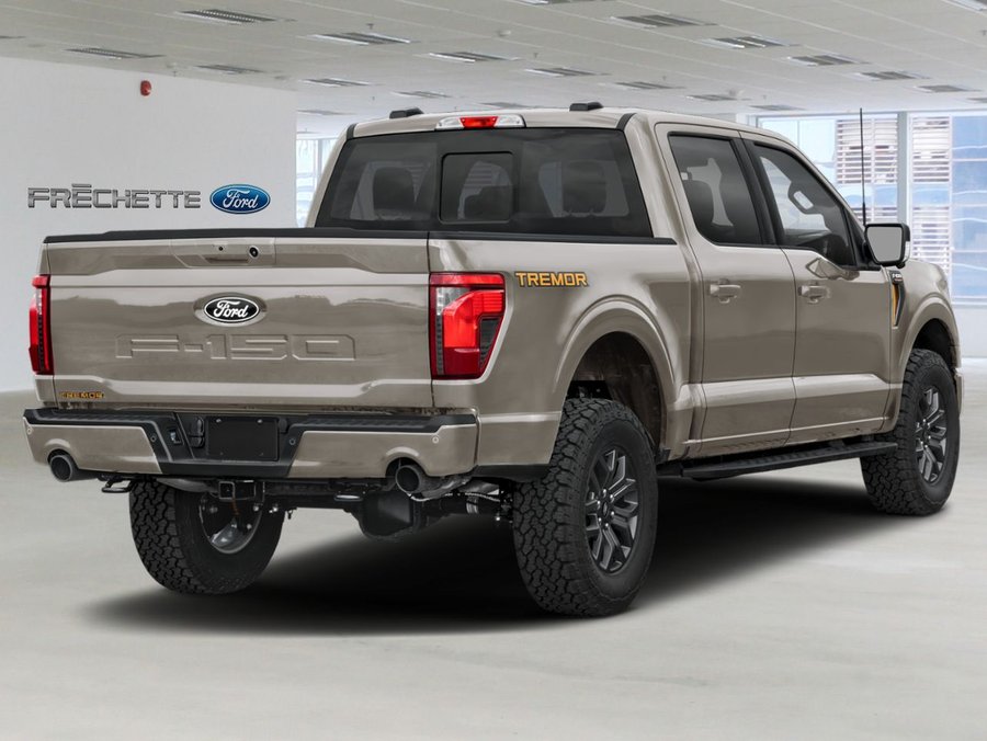 Ford F-150 Tremor cabine SuperCrew 4RM caisse de 5,5 pi 2026 Gris marais