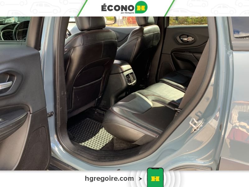 2015 Jeep Cherokee Grey Blainville - photo #17