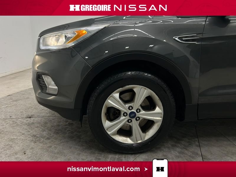 2018 Ford Escape Grey Laval - photo #26