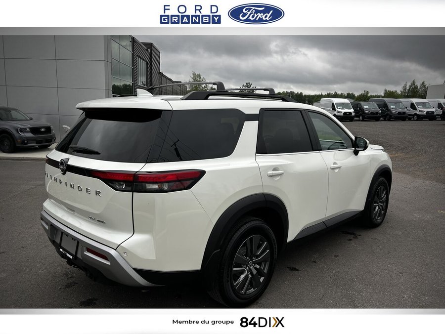 2024 Nissan Pathfinder White