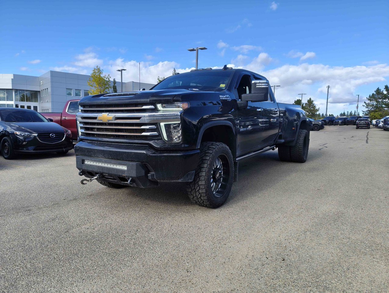 2023 Chevrolet Silverado 3500HD 4WD Crew Cab 172 High Country Black Sherwood Park - photo #3