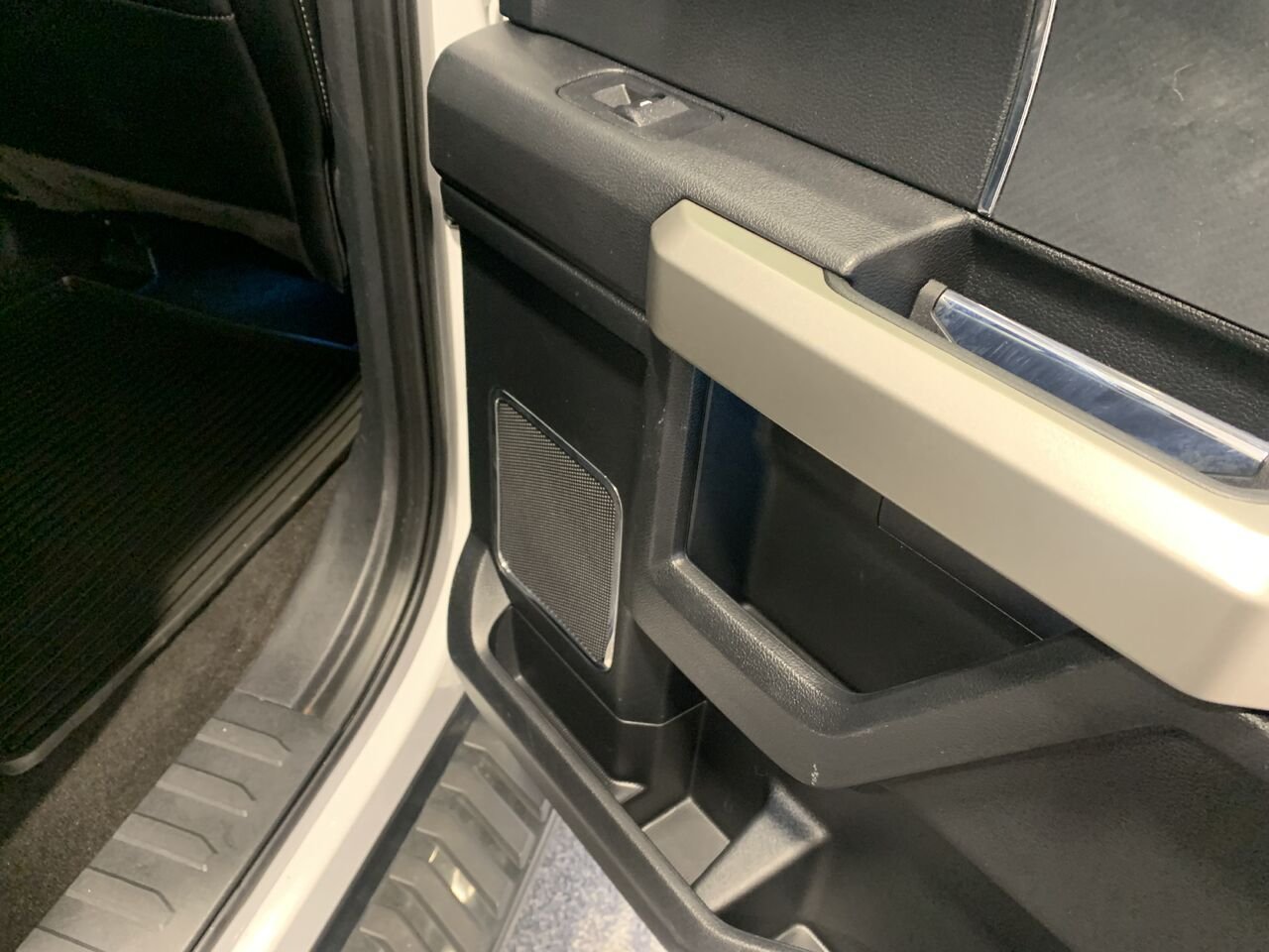 2019 Ford F-150 White Châteauguay - photo #16