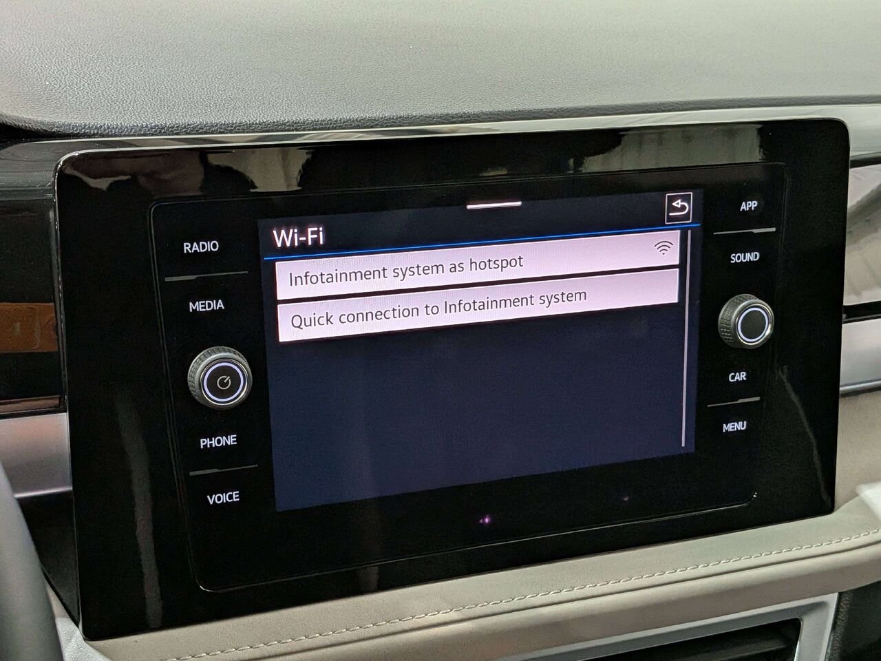 2025 Volkswagen Taos Comfortline 4MOTION Grey Val-David - photo #22