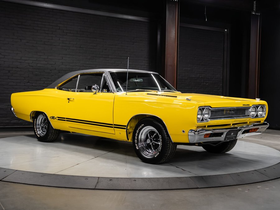 1968 Plymouth GTX 1968 Yellow