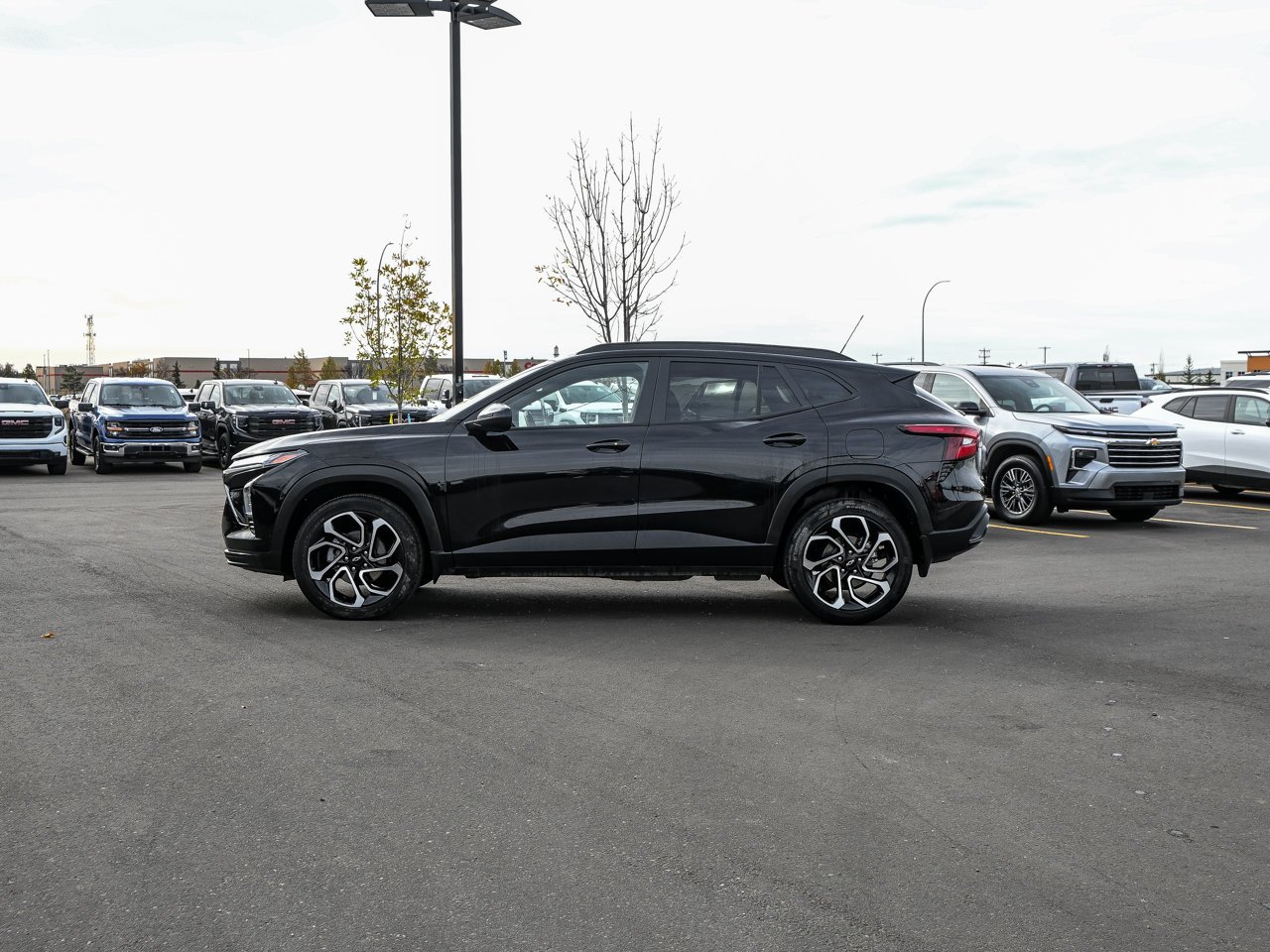 2025 Chevrolet Trax FWD 4dr 2RS Black Sherwood Park - photo #9