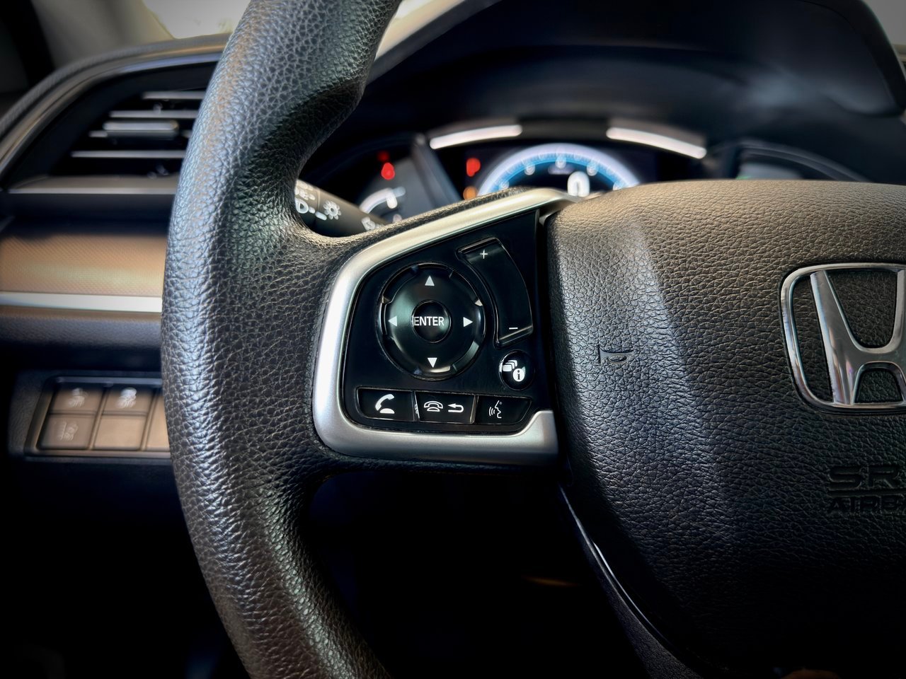 2019 Honda Civic Sedan Black Notre-Dame-des-Prairies - photo #21