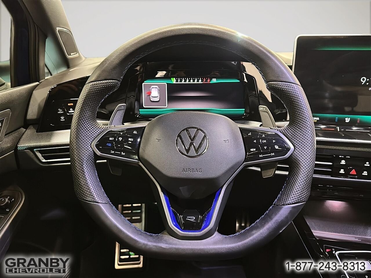 Volkswagen Golf R | G3872 2025 Bleu Granby - photo #15