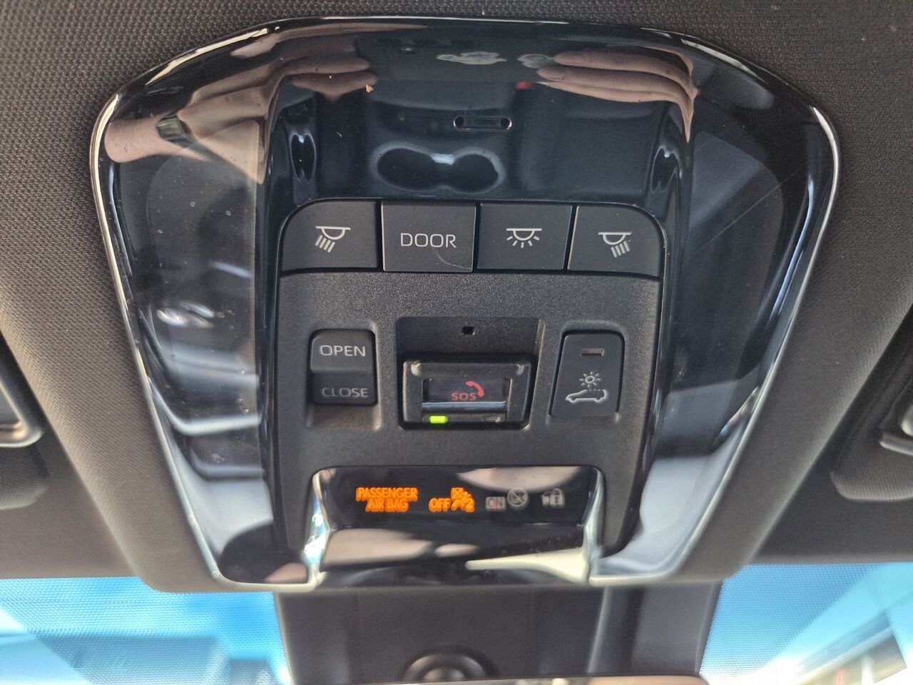 2023 Toyota VENZA Grey Mont-Laurier - photo #25