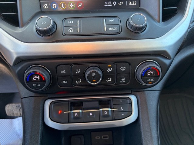 GMC Acadia 4WD SLE 2023 Rouge Chibougamau - photo #12