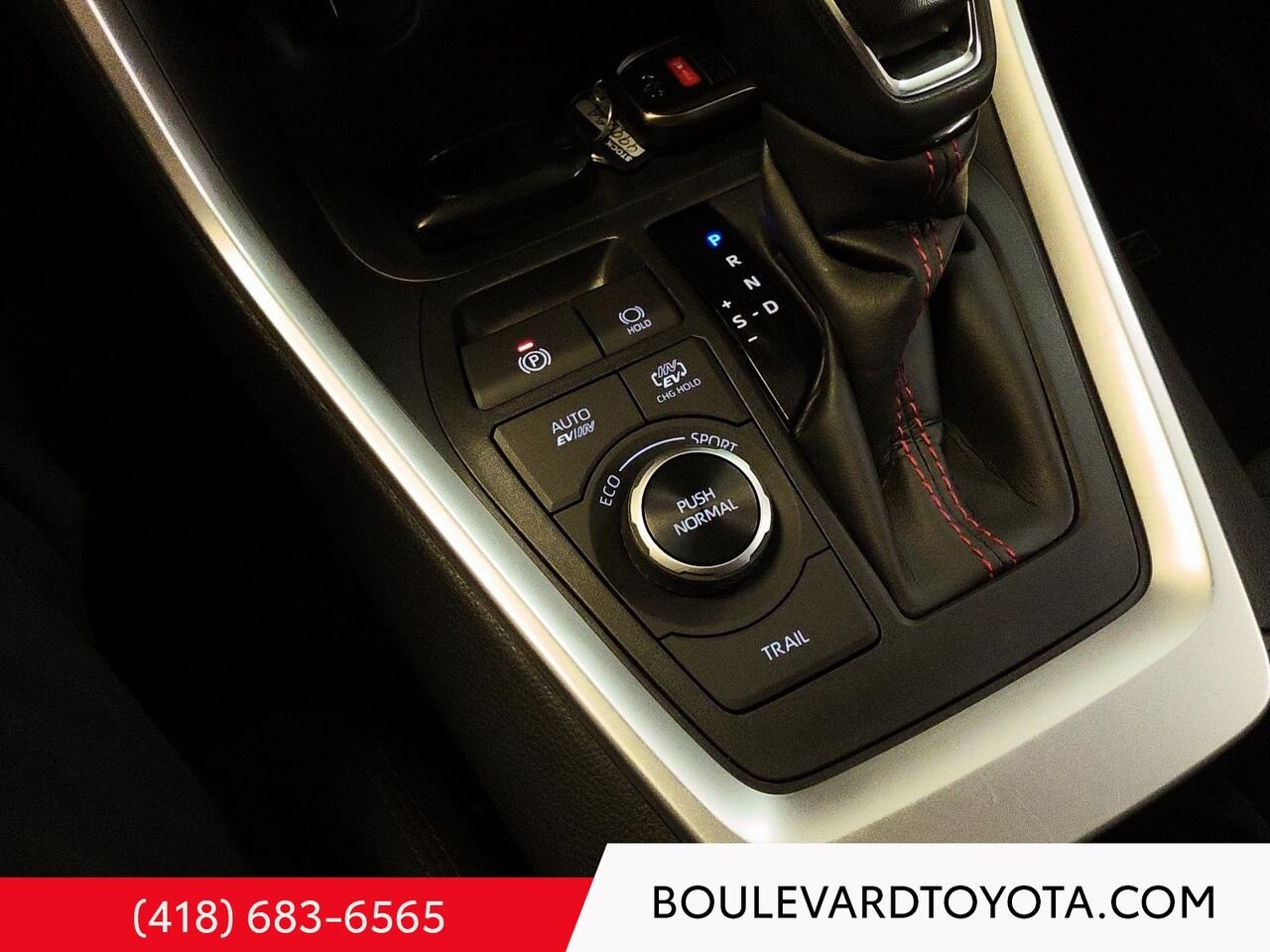 2023 Toyota RAV4 Prime 99905A-72 | PRIME, SE, AWD White Québec - photo #16