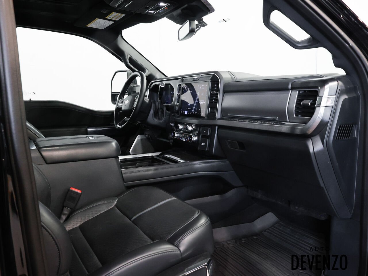 2025 Ford Super Duty F-250 SRW Black Saint-Eustache - photo #5