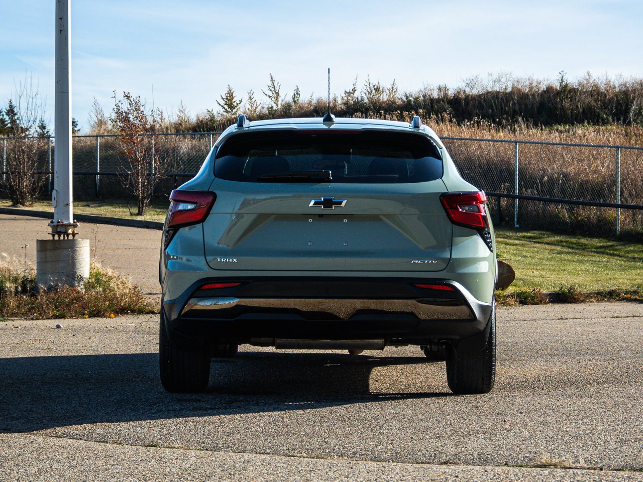 2024 Chevrolet Trax FWD 4dr ACTIV Green Sherwood Park - photo #12