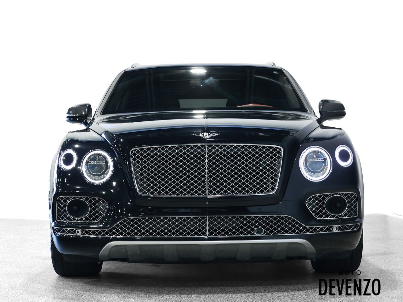 2017 Bentley Bentayga Black Saint-Eustache - photo #5