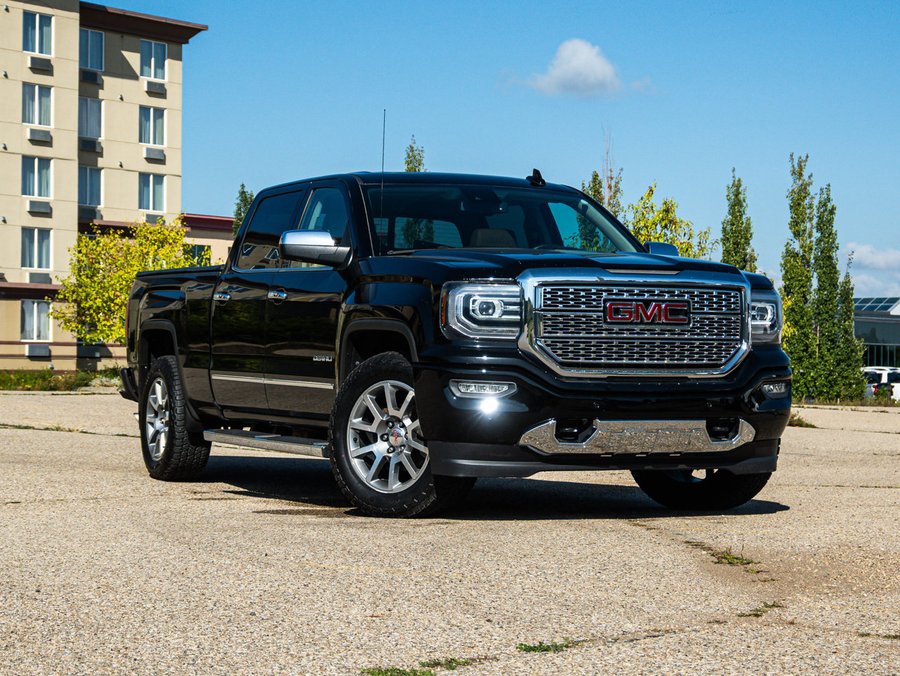 2017 GMC Sierra 1500 Denali 6.2L | Tonneau Cover Black