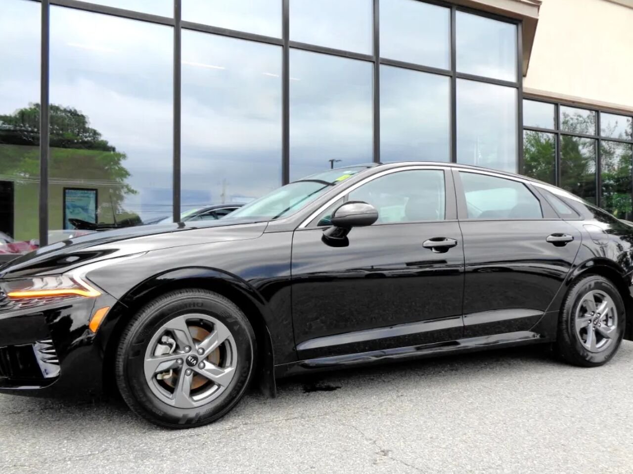 2021 Kia K5 Black Saint-Eustache - photo #0