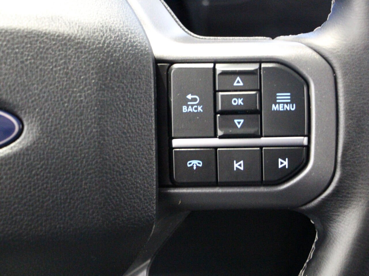 Ford F-150 Lightning XLT F150 LIGHTNING XLT 2024 Rouge Châteauguay - photo #18