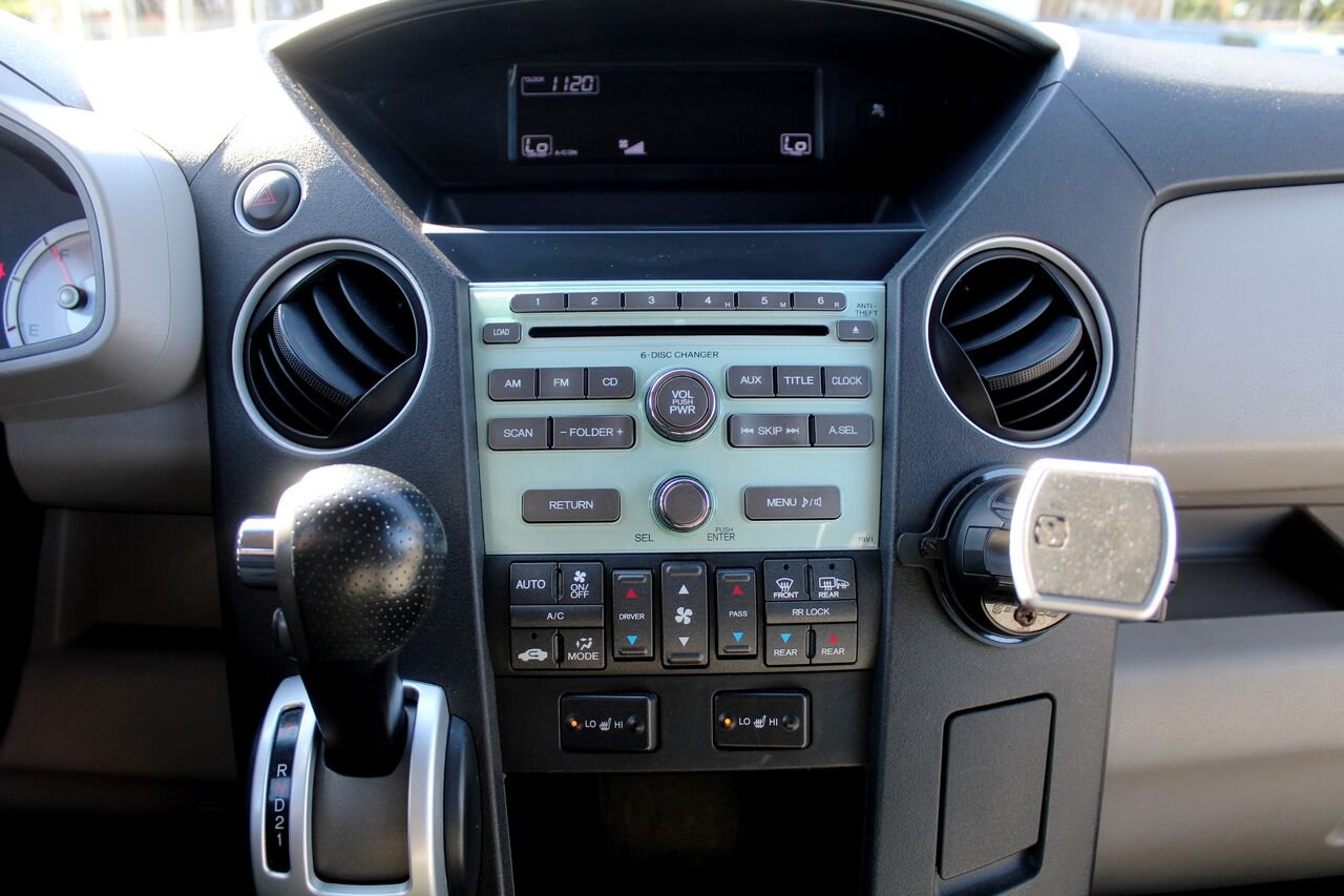 2011 Honda Pilot VIN: 5FNYF4H48BB505062 Grey Sainte-Rose - photo #15