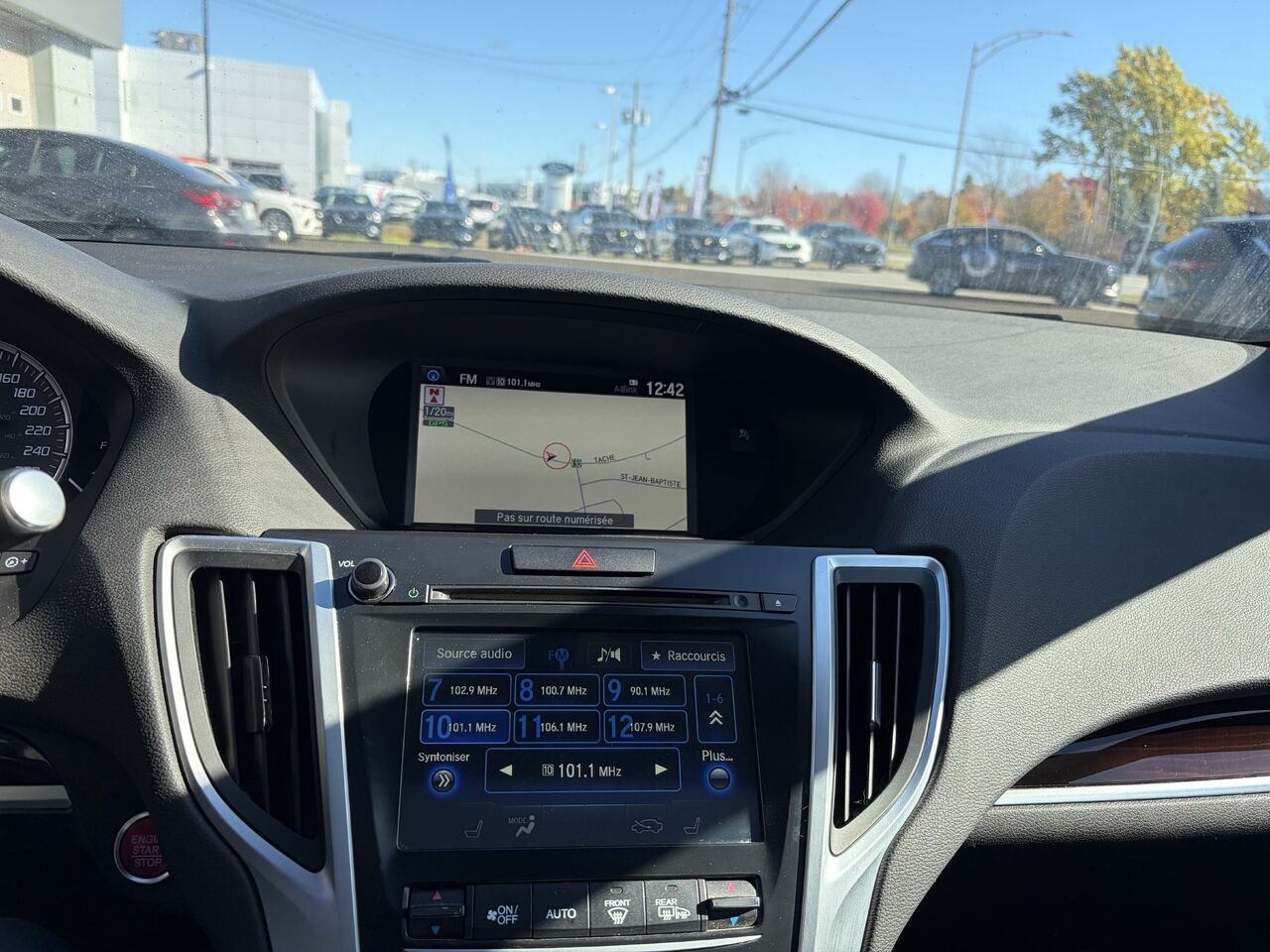 2015 ACURA TLX TECH V6 Tech berline 4 portes SH-AWD Red Montmagny - photo #14