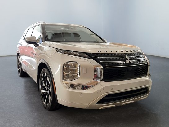 2023 Mitsubishi OUTLANDER PHEV GT S-AWC White