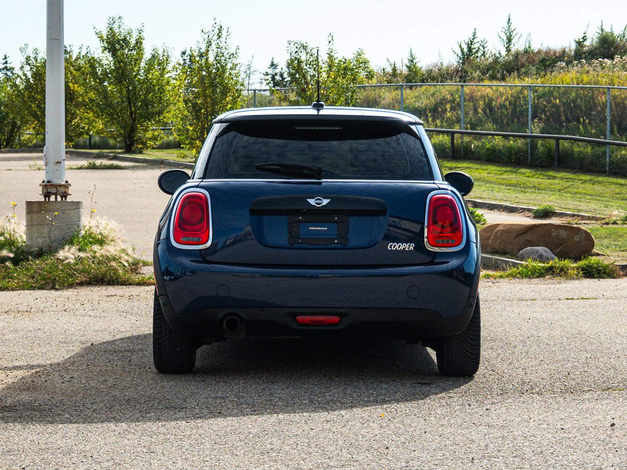 2017 MINI Cooper Hardtop 3dr HB Blue Sherwood Park - photo #12