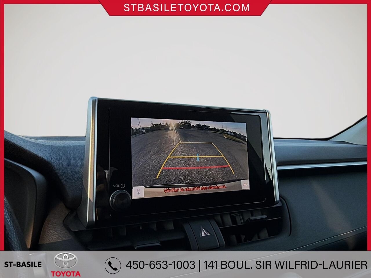 2023 TOYOTA RAV4 Silver Sky Metallic Saint-Basile-le-Grand - photo #19