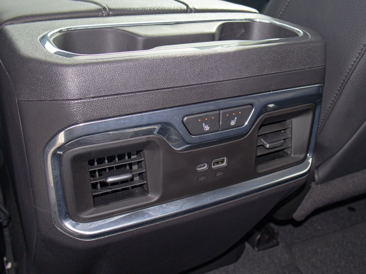 2025 GMC Sierra 1500 4WD Crew Cab 147 Denali Black Sherwood Park - photo #37