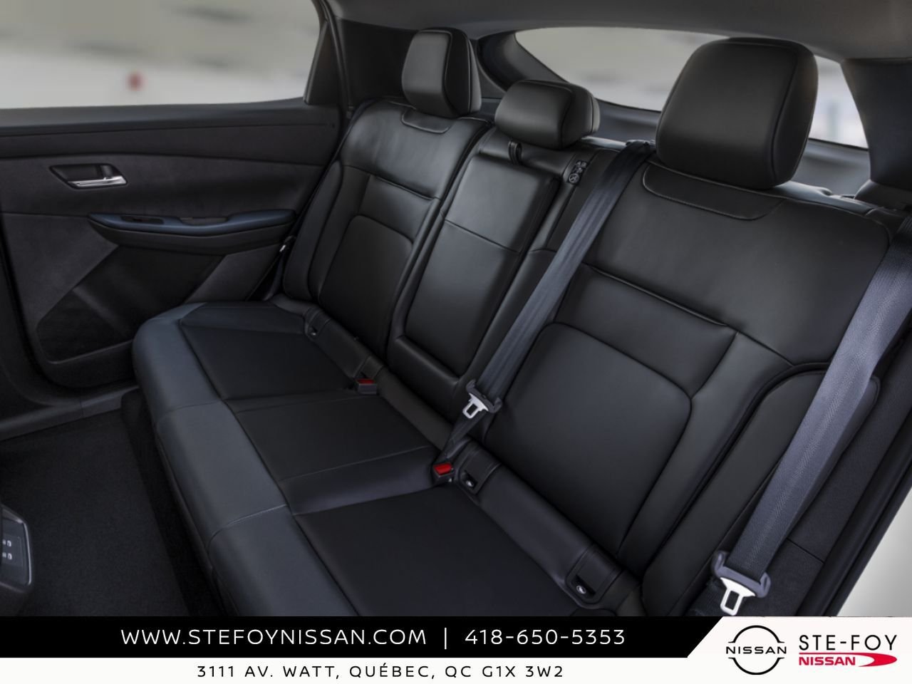 2026 NISSAN LEAF Everest White Pearl Tricoat/Black Ste-Foy - photo #4