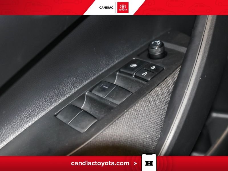 Toyota Corolla TR02484 | Hybrid LE AWD - MAGS - CLIM AUTOM - SIÈGES CHAUFFA 2024 Noir Laval - photo #18