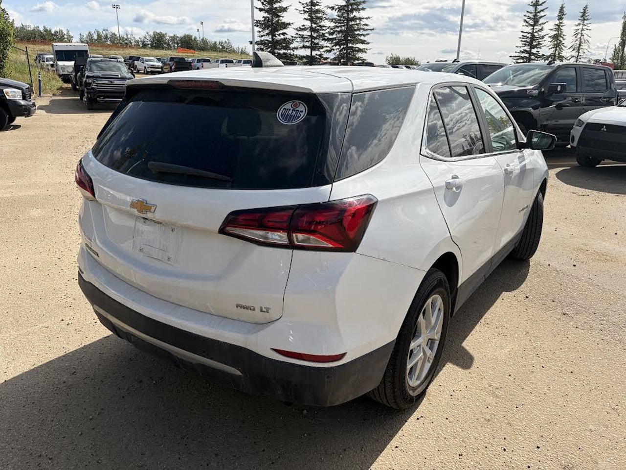 2022 Chevrolet Equinox AWD 4dr LT w/1LT White Sherwood Park - photo #4