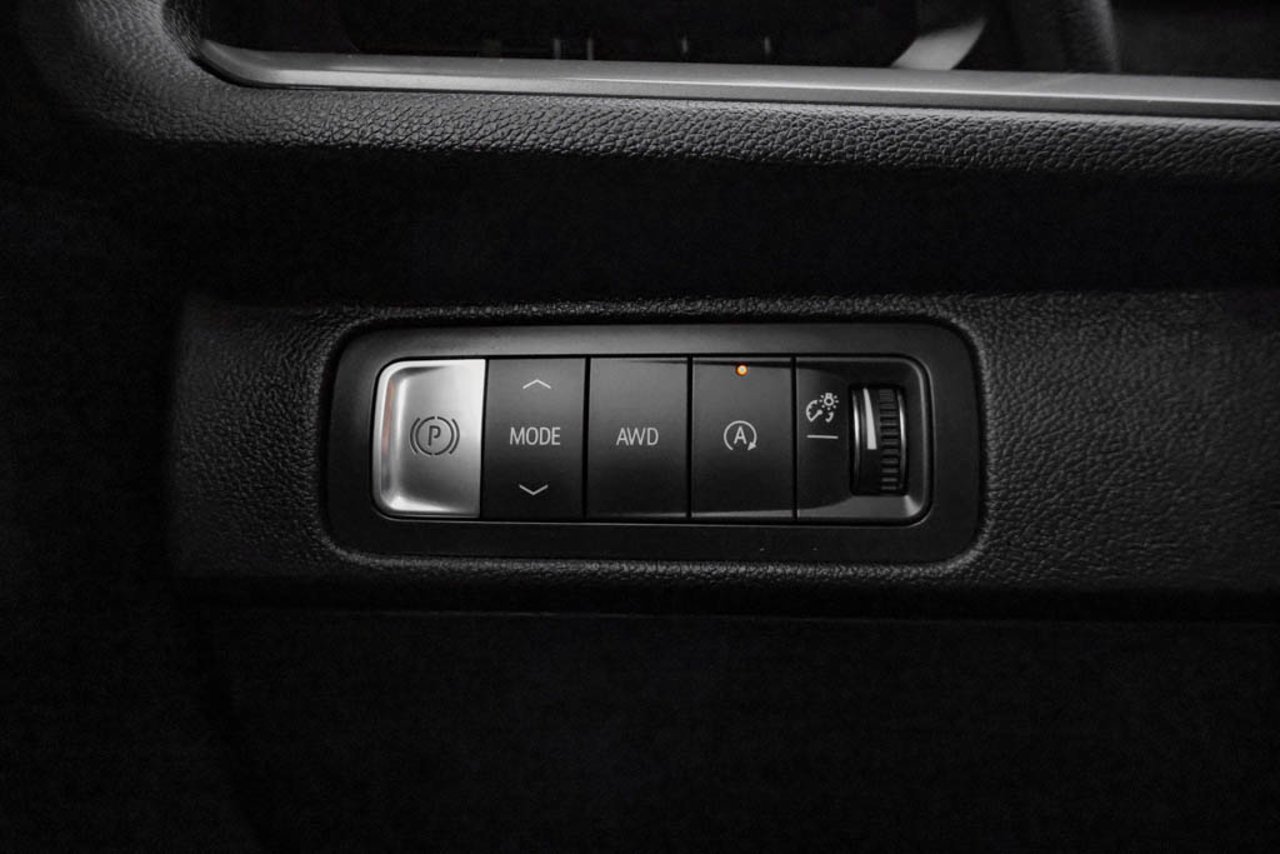 2025 Chevrolet Traverse AWD 4dr LT Black Sherwood Park - photo #17