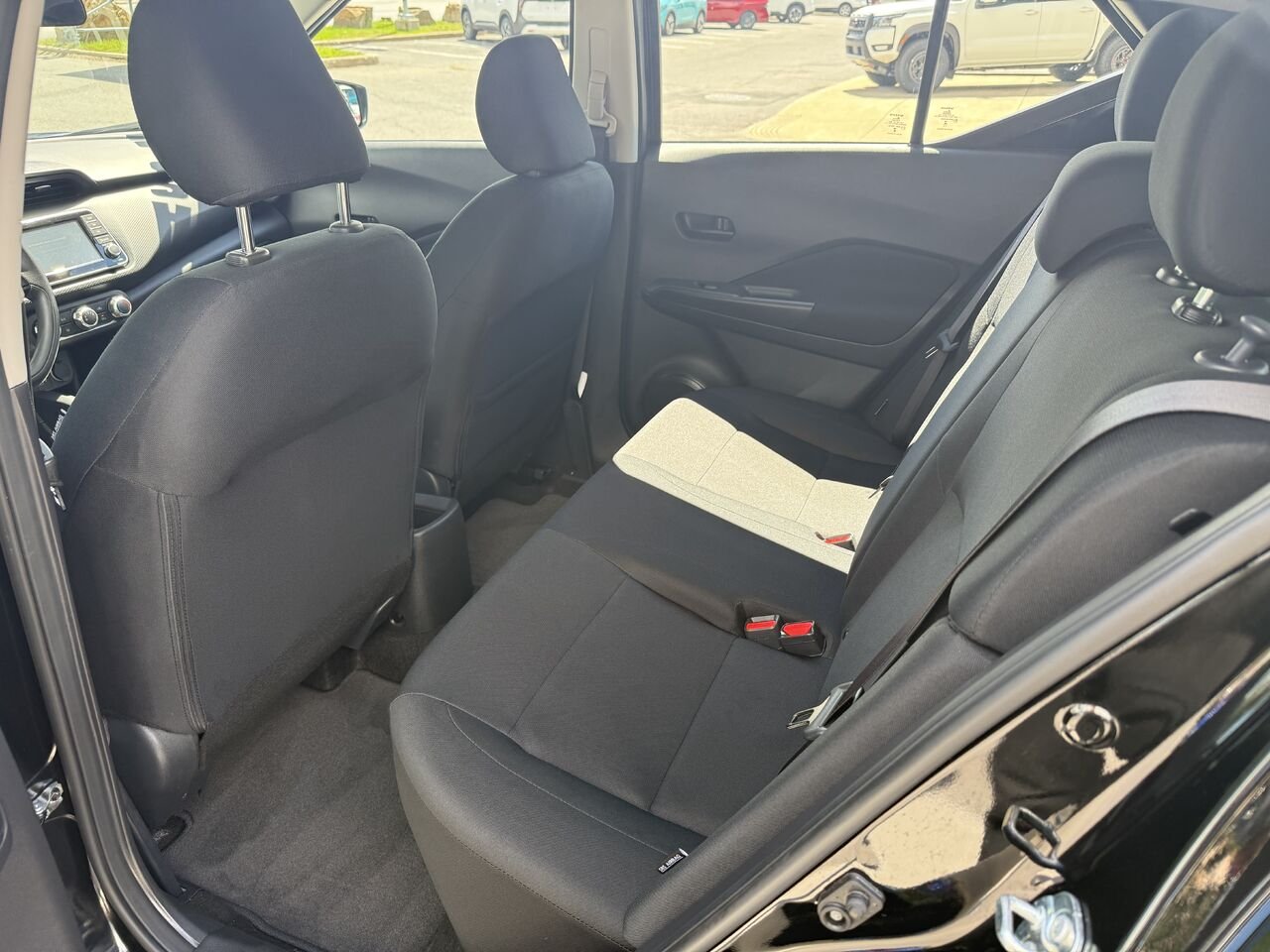 Nissan Kicks Play 2025 Noir Châteauguay - photo #17