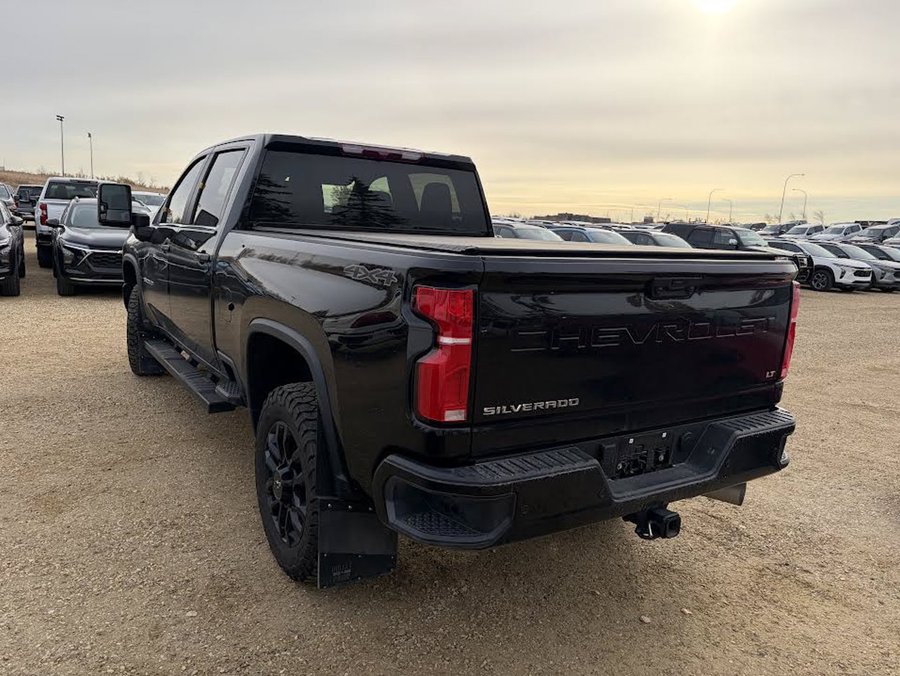 2025 Chevrolet Silverado 3500HD LT True North 6.6L Duramax Sport Edition | Bench Seat Black