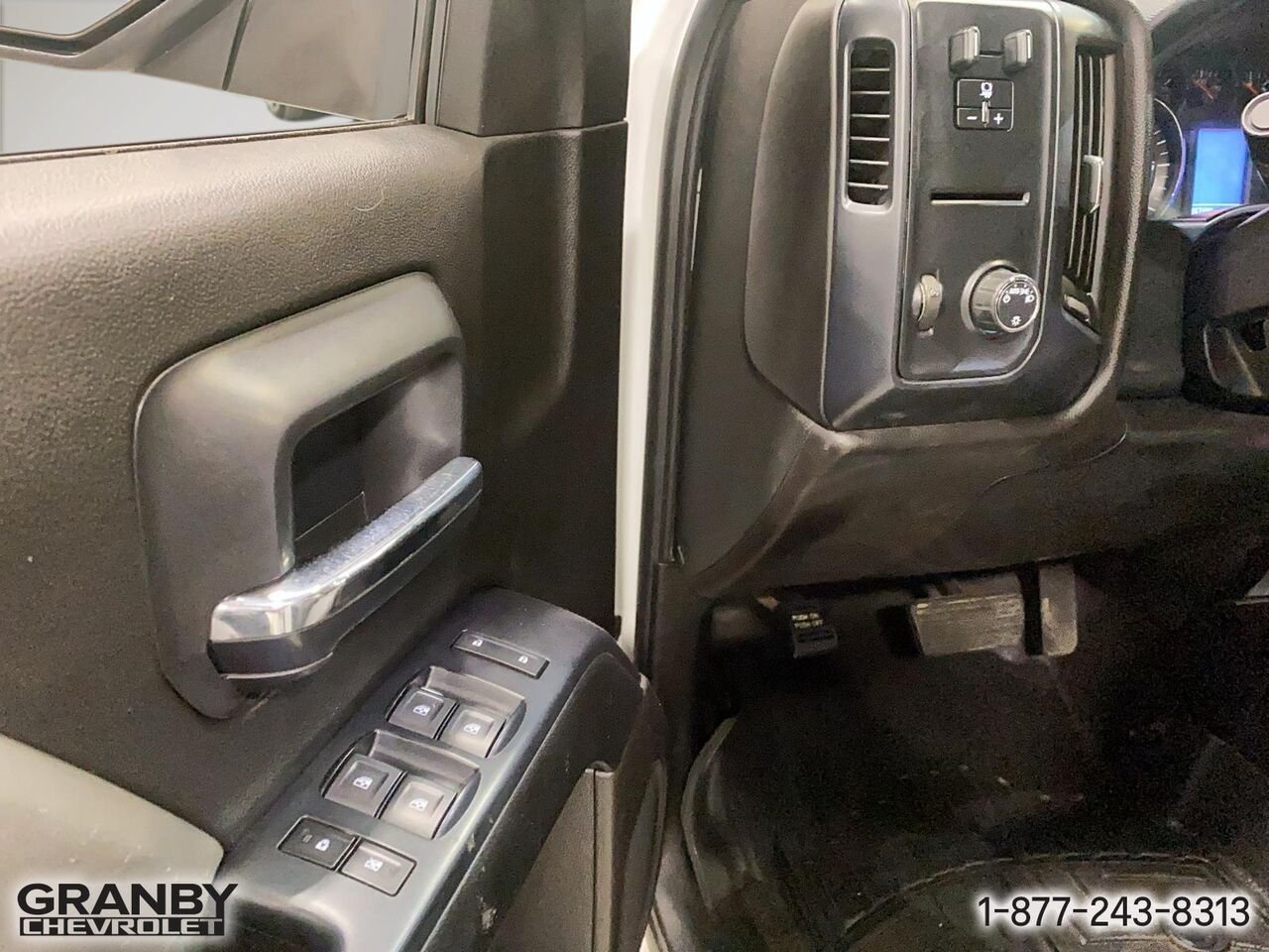 GMC Sierra 1500 Limited cabine double 4RM | G3627 2019 Blanc Granby - photo #13