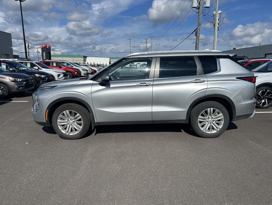Mitsubishi Outlander LE S-AWC, Entrée sans clef, Hayon électrique 2024 Argent