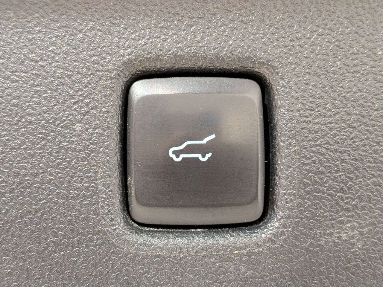 2022 Ford Escape Titanium Plug-In Hybrid FWD Grey Val-David - photo #9