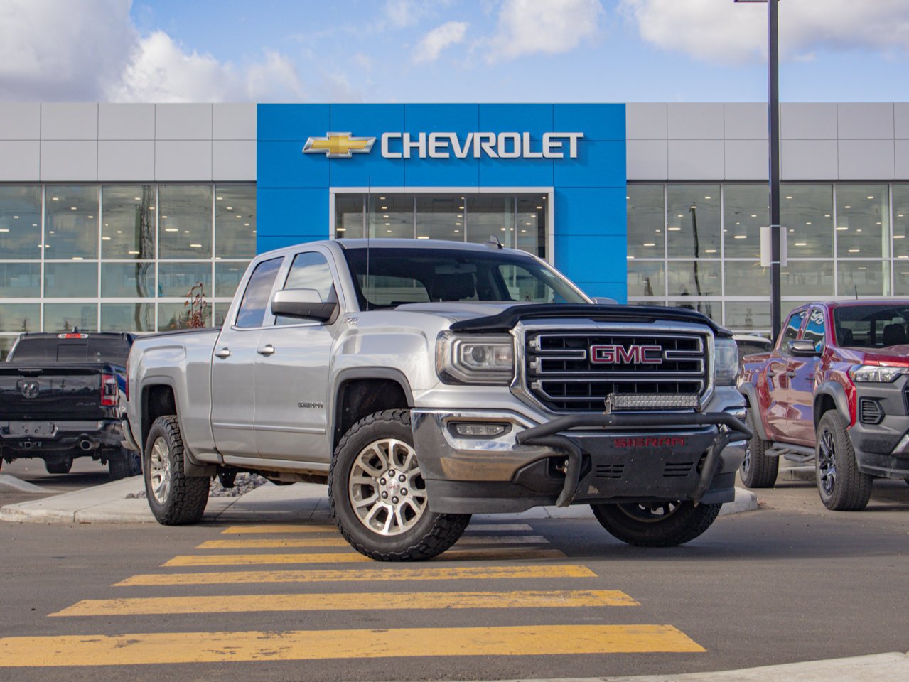 2018 GMC Sierra 1500 4WD Double Cab 143.5 SLE Grey Sherwood Park - photo #1