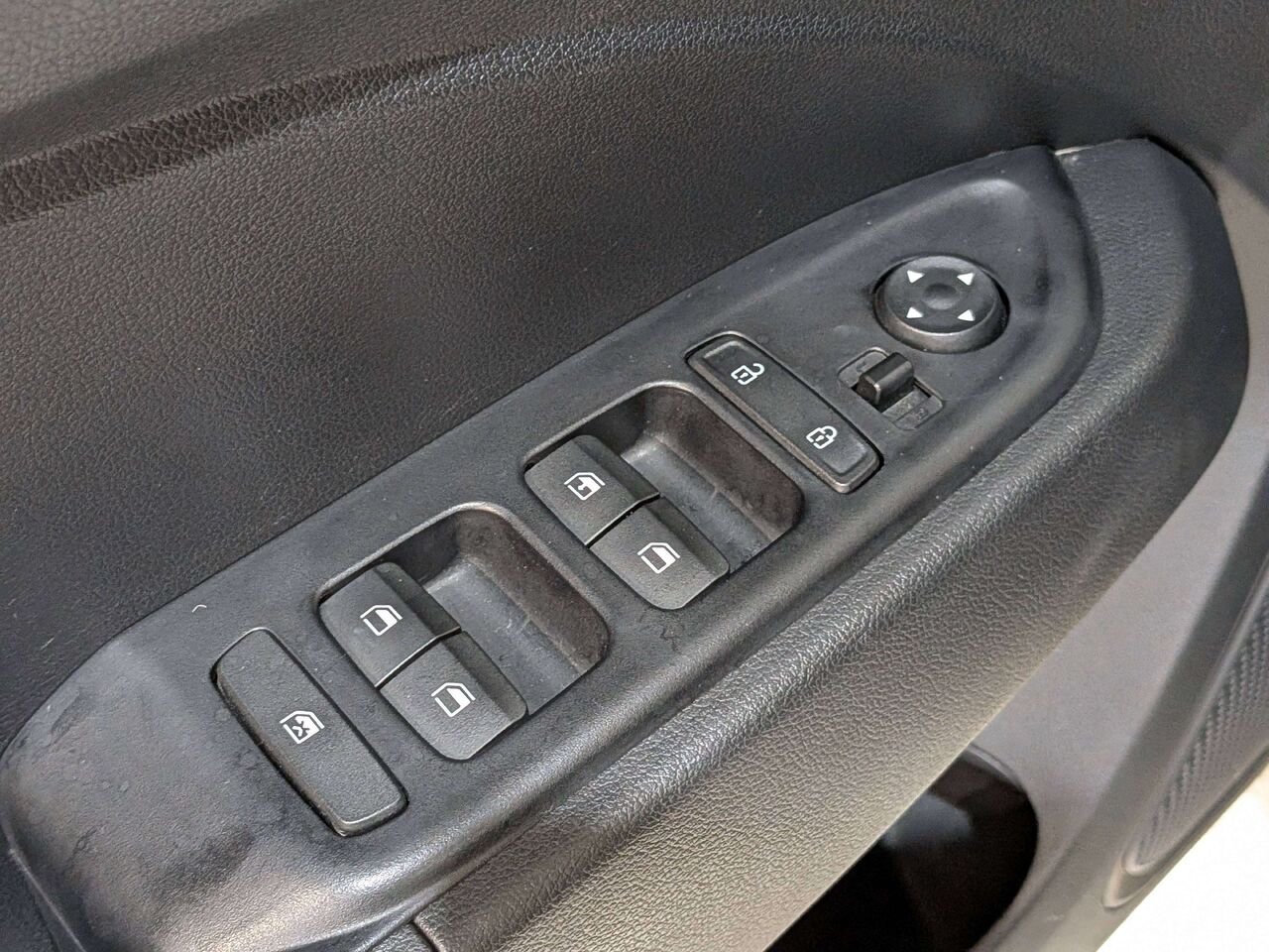 2026 Hyundai Venue Preferred IVT Black Val-David - photo #33