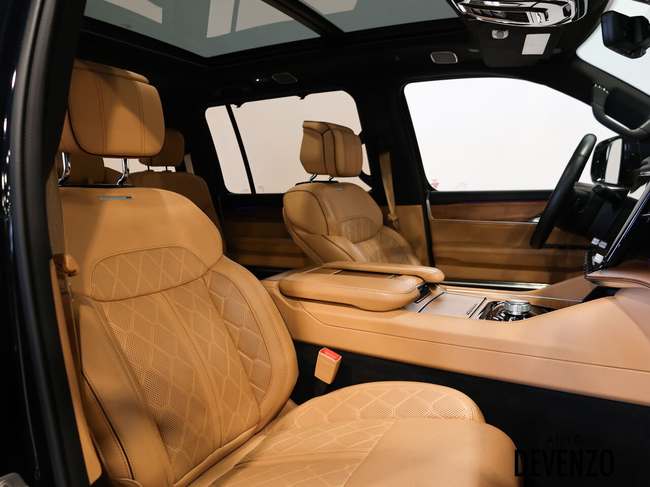 2024 Jeep Grand Wagoneer Blue Saint-Eustache - photo #7