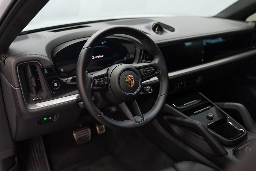 2024 Porsche Cayenne White Saint-Eustache - photo #16