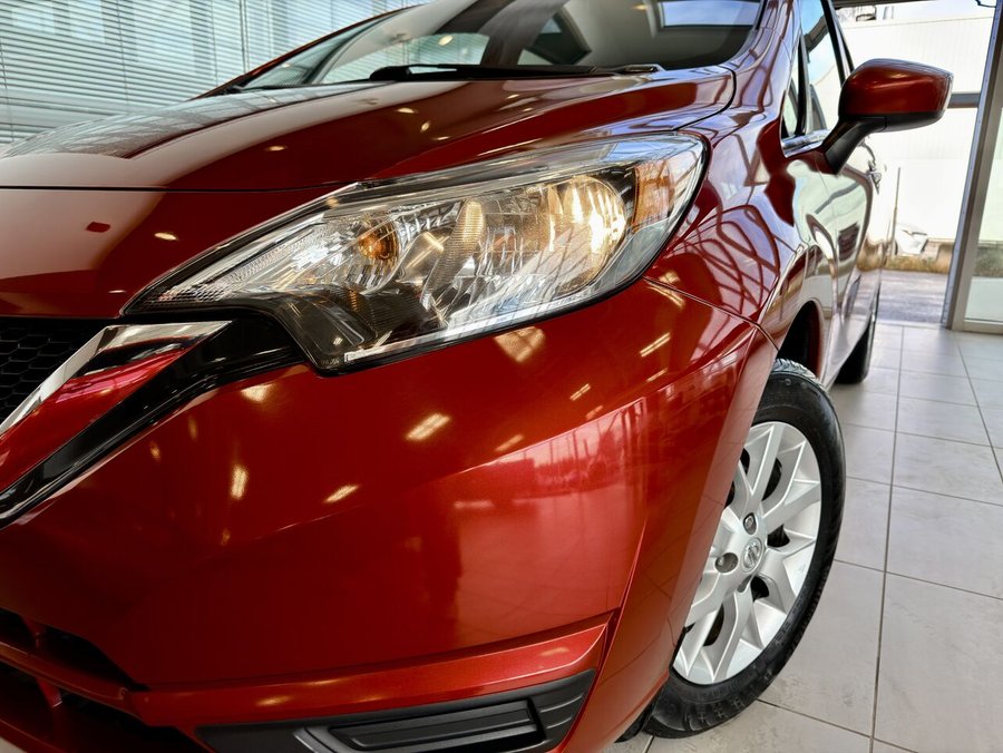 2018 Nissan Versa Note SV Automatique Red